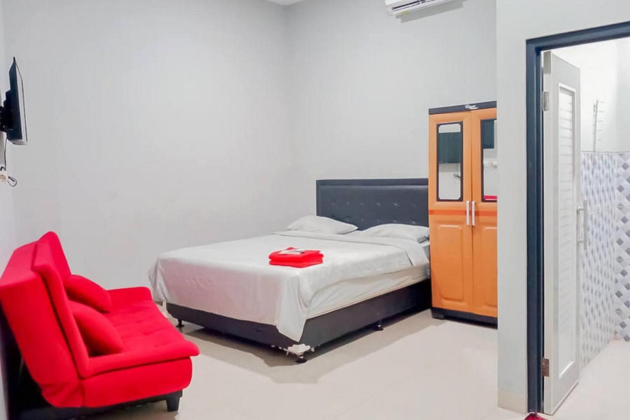 Mahkota Residence Mitra Reddoorz 加拉旺 外观 照片